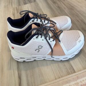 On Cloud ON Running Women's Cloudstratus Sneaker Shoe (White/Almond, 8.5)